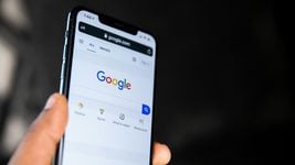 Пичаи: бум генеративного ИИ застал Google врасплох Пичаи: бум генеративного ИИ застал Google врасплох