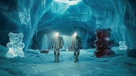 В Gemini появился генератор видео Veo 2 — еще мощнее и реалистичнее В Gemini появился генератор видео Veo 2 — еще мощнее и реалистичнее